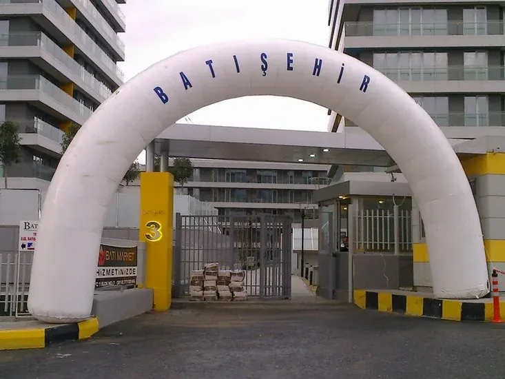 Yol Takı Balon Süsleme çalışması — Esin Balon İstanbul